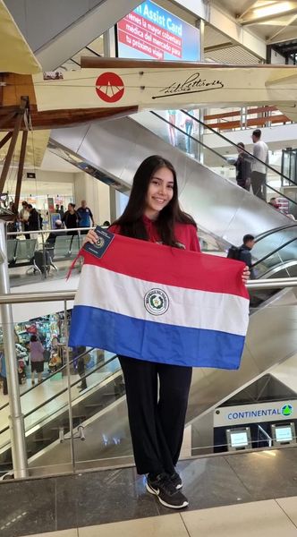 Estudiantes de la UNA rumbo a Chile para cursar estudios