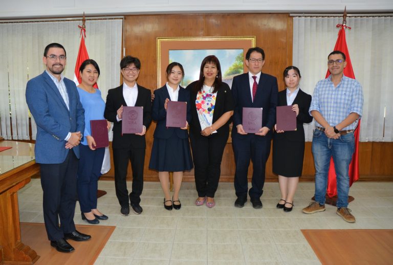 Comitiva de universidad japonesa visitó la UNA con miras a nuevas alianzas de colaboración