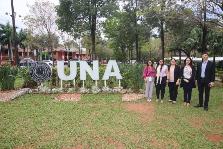 La UNA recibe a docentes colombianas en el marco del Programa PILA