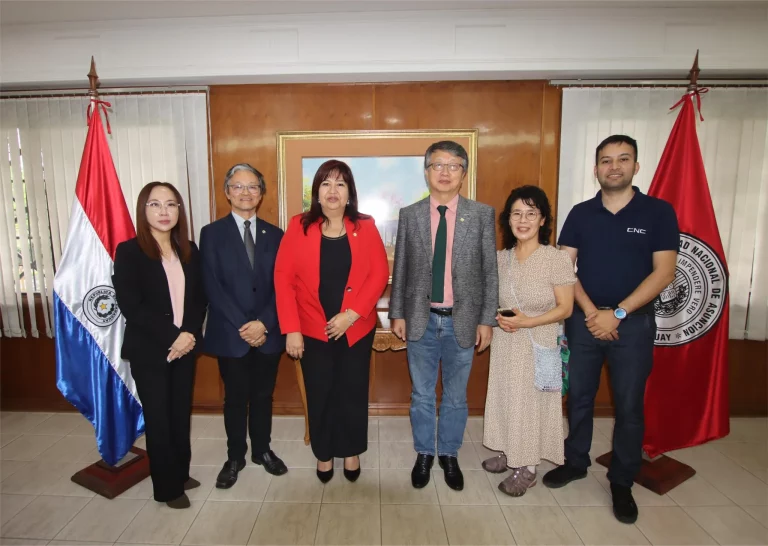 UNA analiza cooperación en IA con empresa coreana