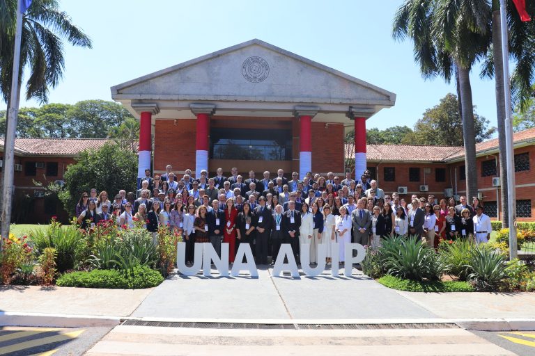La UNA se consolida como epicentro del postgrado iberoamericano tras histórica asamblea de la AUIP