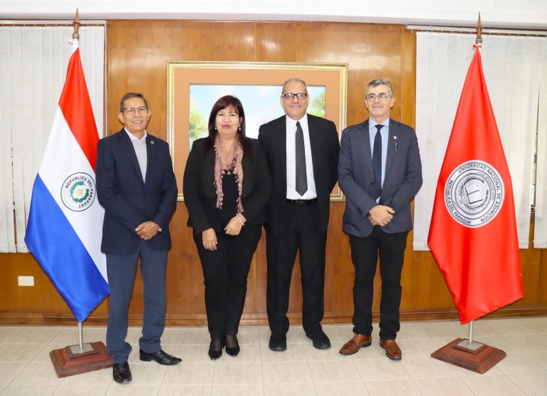 La UNA fortalece su proyección internacional en investigación e innovación con universidad ecuatoriana
