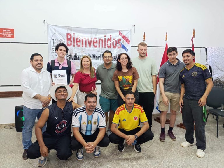 Bienvenida a estudiantes extranjeros en la FIUNA